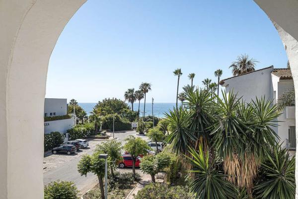 Sale of flat in Piso en Costalita P. Andaluz I s/n, Villacana - Costalita - Saladillo, Estepona, Estepona
 photo 4