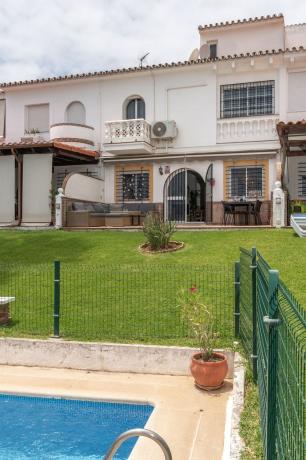 Chalet adosado en Calle Santa Gema, 5, Las Cañadas, Mijas photo 2