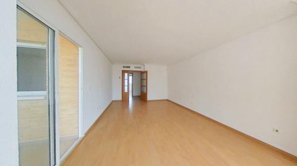 Sale of flat in Piso en San Gabriel, Alicante / Alacant, Alicante
 photo 3