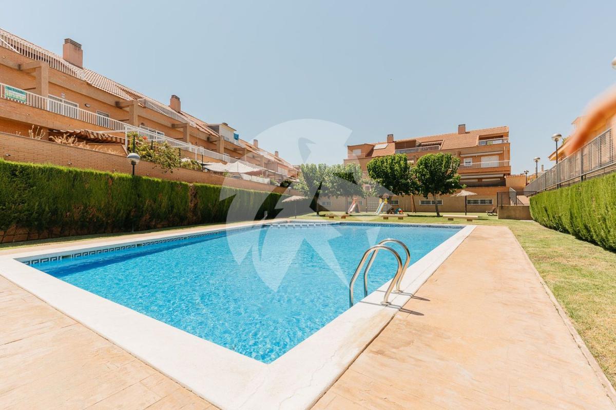 Venta de chalet independiente en Chalet pareado en Alicante Golf, Alicante / Alacant, Alicante / Alacant
photo 4