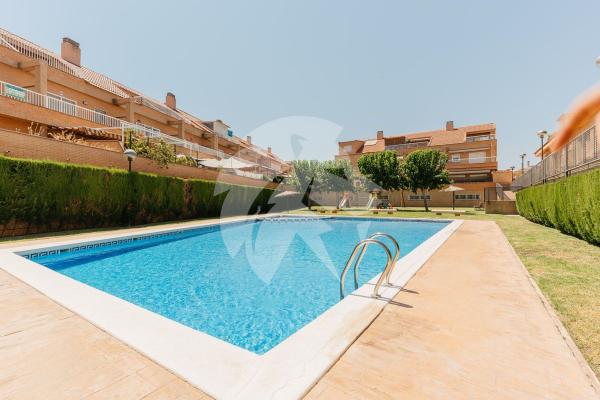 Chalet pareado en Alicante Golf, Alicante / Alacant photo 4