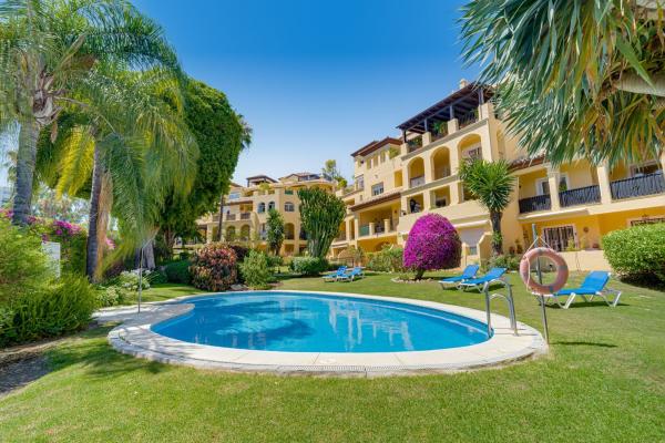 Sprzedaż mieszkania w Piso en Calle 18 a, Guadalmina Alta, Marbella, Marbella
photo 1