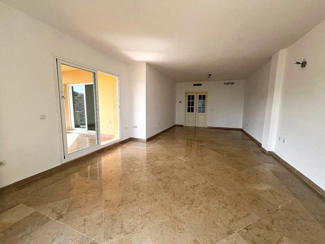 Sale of apartment in Piso en Calle Huelva de Calahonda, Sitio de Calahonda, Mijas, Mijas
photo 4