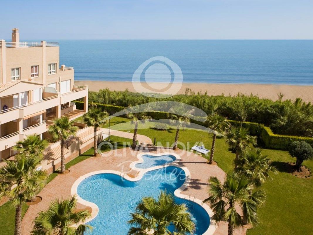Продажа квартиры на Piso en Calle Llac Baikal, L'Almadrava-L'Estanyò, Denia, Дения
photo 2