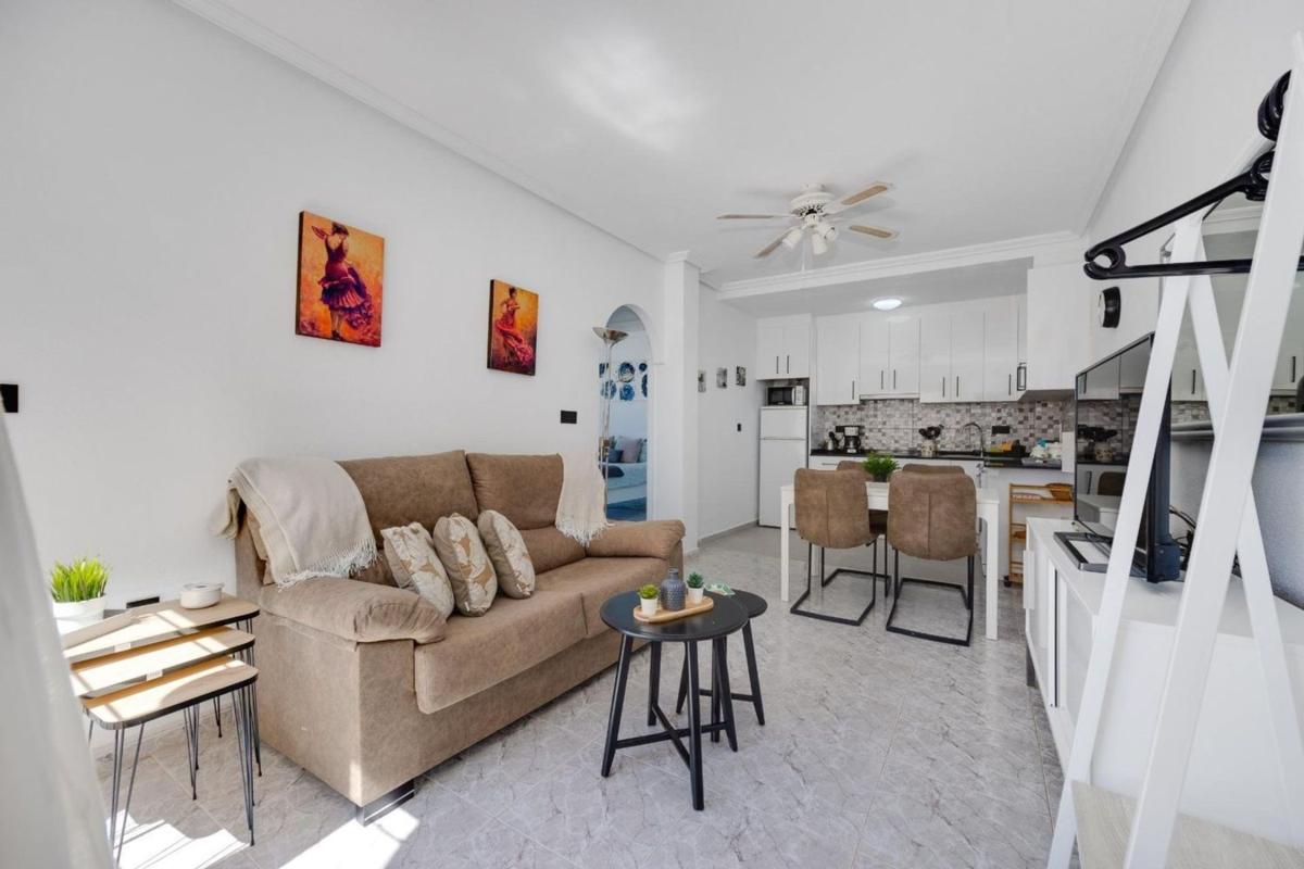 Продажа квартиры на Piso en Urbanización Zenia II, La Zenia, Orihuela, Ориуэла
photo 4