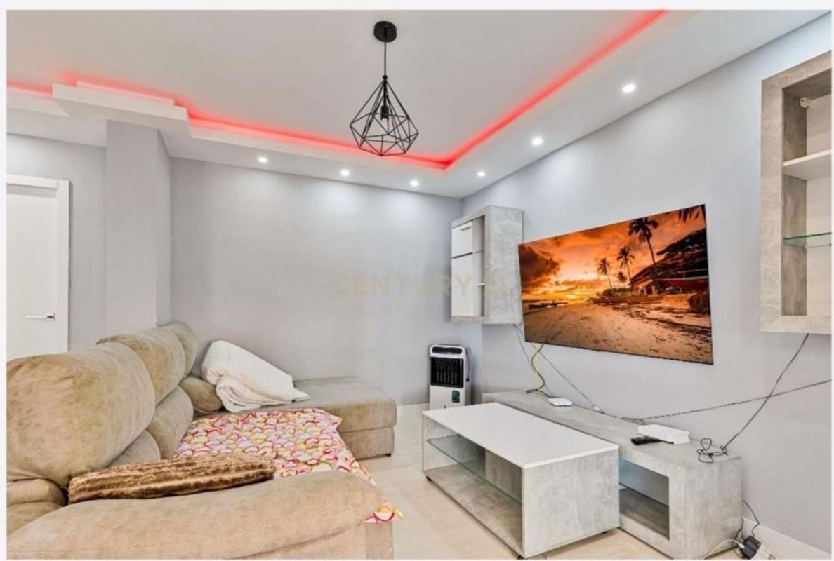 Sale of apartment in Piso en San Pedro Pueblo, Marbella, Marbella
 photo 2