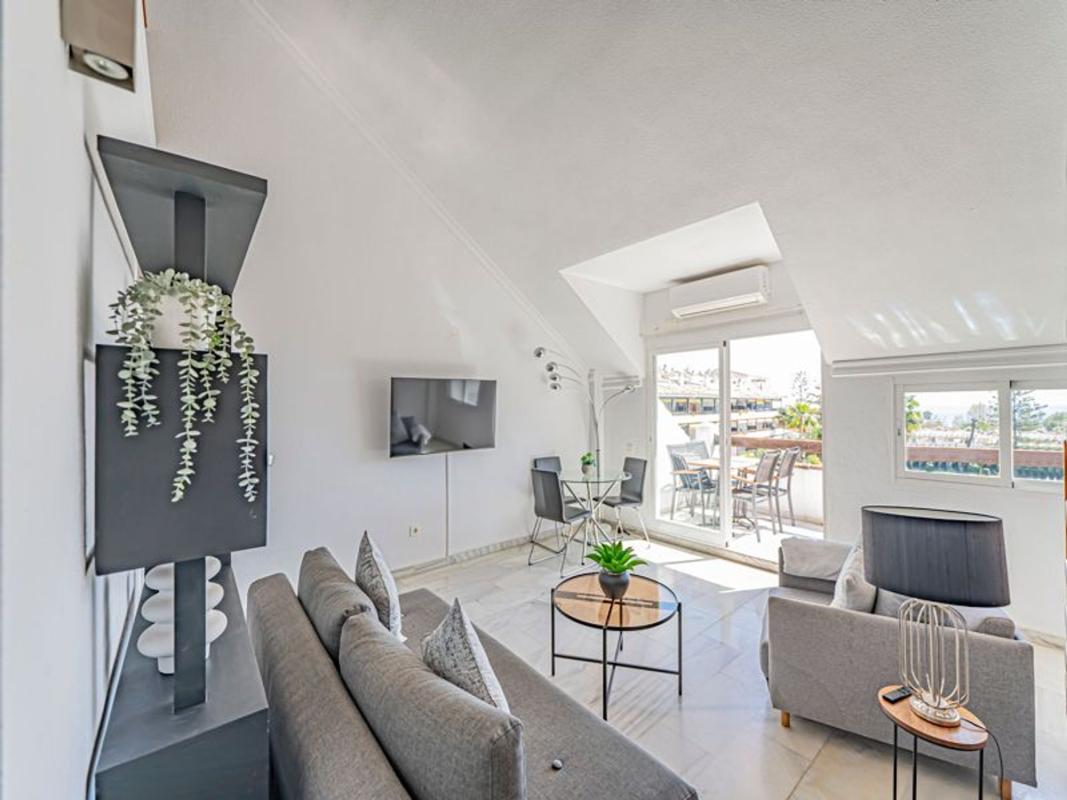 Sprzedaż duplexu w Dúplex en La Carolina, La Carolina-Guadalpín, Marbella, Marbella photo 4