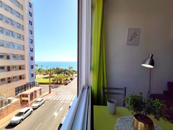 Sale of flat in Piso en Avenida de los Europeos, Los Europeos, Torrevieja, Torrevieja
photo 1