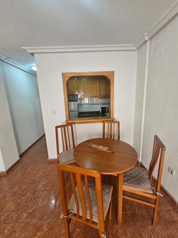 Продажа квартиры на Piso en Calle San Pascual, Puerto Deportivo, Torrevieja, Торревьеха
photo 5
