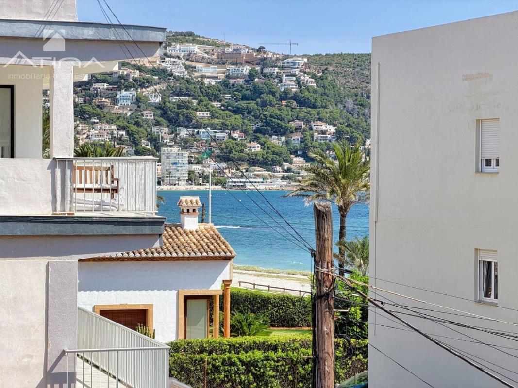 Продажа квартиры на Piso en Avenida del Mediterrània, Montañar, Jávea/Xàbia, Хавья/Хабия
photo 1