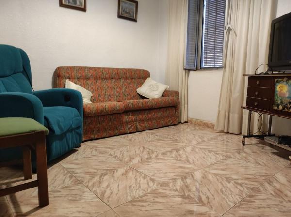 Chalet adosado en Calle del Músic José Torregrosa, Villafranqueza, Alicante / Alacant thumbnail 1