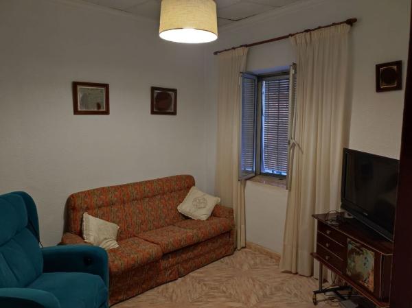Chalet adosado en Calle del Músic José Torregrosa, Villafranqueza, Alicante / Alacant thumbnail 2