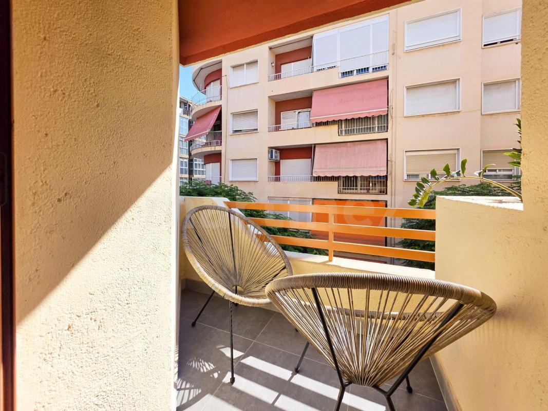 Sprzedaż mieszkania w Piso en Portugal, 23, Ensanche-Diputación, Alicante / Alacant, Alicante / Alacant
 photo 2
