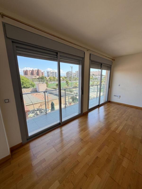 Продажа квартиры на Piso en Alonso Cano, 64, Garbinet - Parque de las Avenidas, Alicante / Alacant, Аликанте / Алакант
photo 1