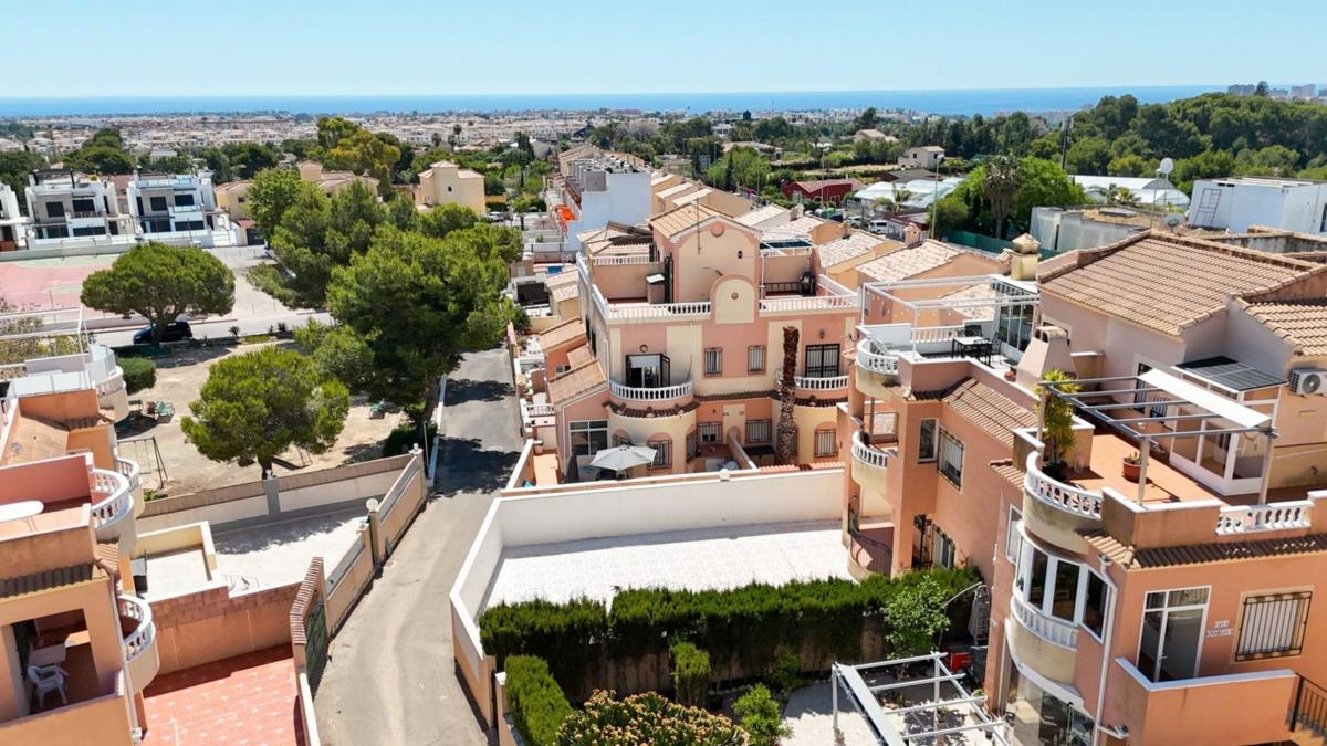 Venta de piso en Piso en Calle Oropesa, Lomas de Don Juan, Orihuela, Orihuela
photo 4