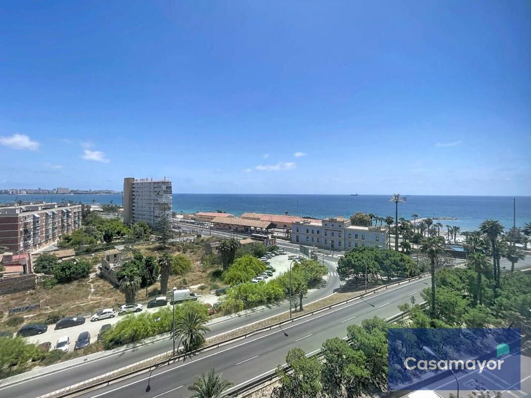 Продажа дуплекса на Dúplex en Avenida de Dénia, 9, Raval Roig-Virgen del Socorro, Alicante / Alacant, Аликанте / Алакант photo 1