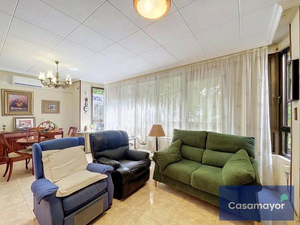 Venta de piso en Piso en Calle Pintor Lorenzo Casanova, 10, Ensanche-Diputación, Alicante / Alacant, Alicante / Alacant
photo 1