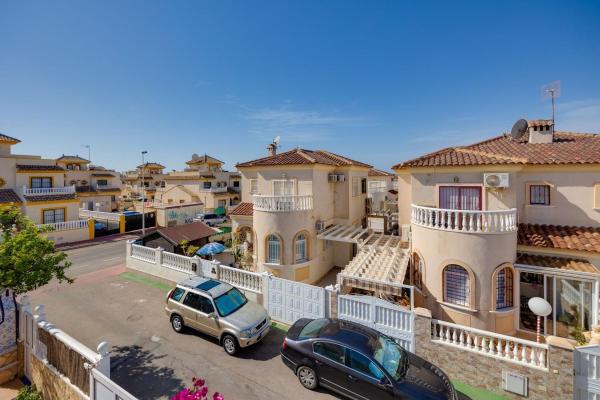 Casa o chalet independiente en Parque Acuático - Sector 25, Torrevieja photo 1