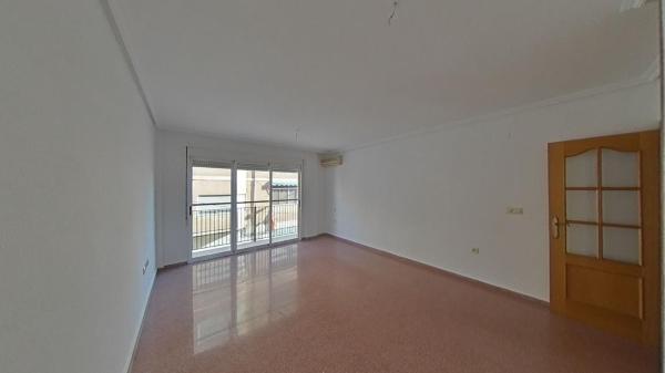Sale of flat in Piso en Calle Antares, La Florida Portazgo, Alicante / Alacant, Alicante
 photo 1