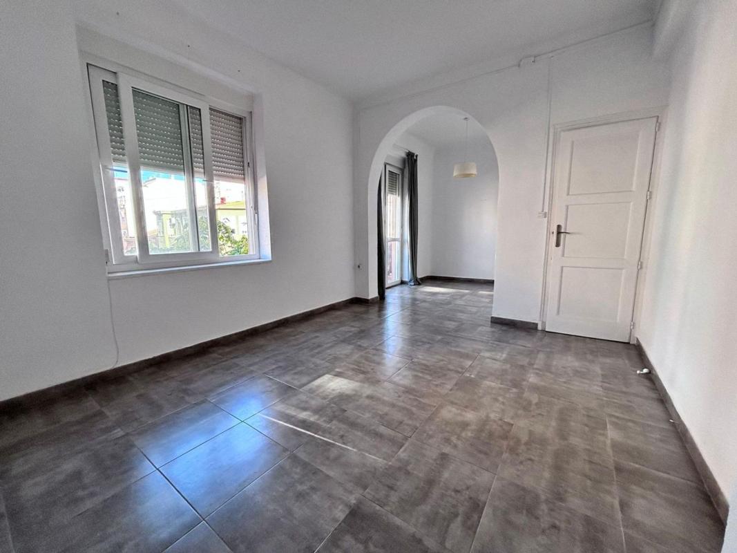 Venta de piso en Piso en Campoamor, Alicante / Alacant, Alicante / Alacant
 photo 3