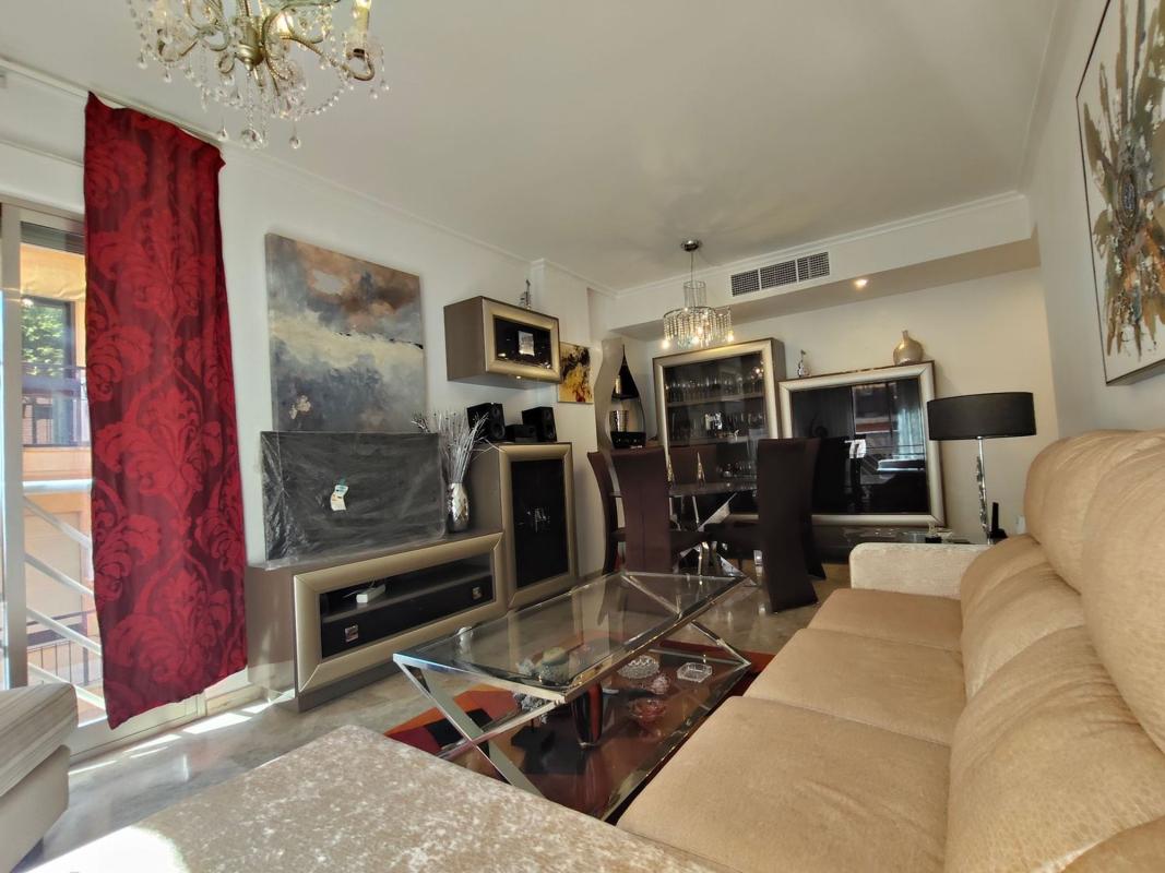 Sale of apartment in Piso en Calle Santa Bárbara, 2, Centro Tradicional, Alicante / Alacant, Alicante
photo 1