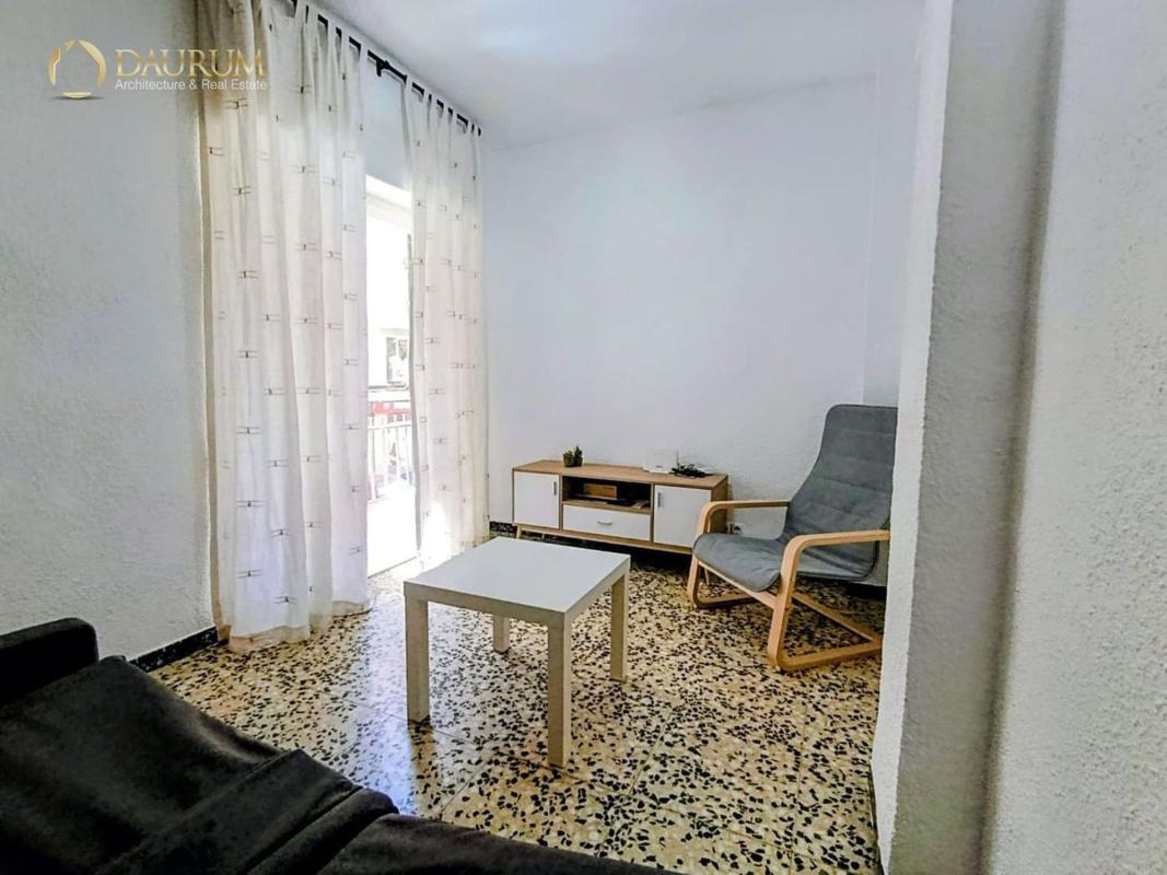 Продажа квартиры на Piso en Calle Blas Valero, Pont Nou-Corazón de Jesús, Elche / Elx, Эльче / Эльх
photo 1