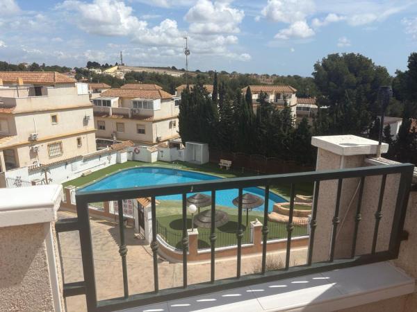 Chalet adosado en Algorfa photo