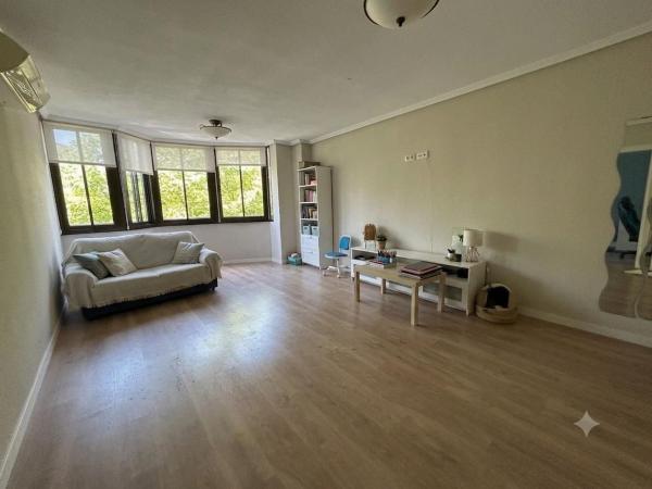 Sale of flat in Piso en Alcalde Felipe Mallol, San Vicente del Raspeig, San Vicente del Raspeig
photo 1