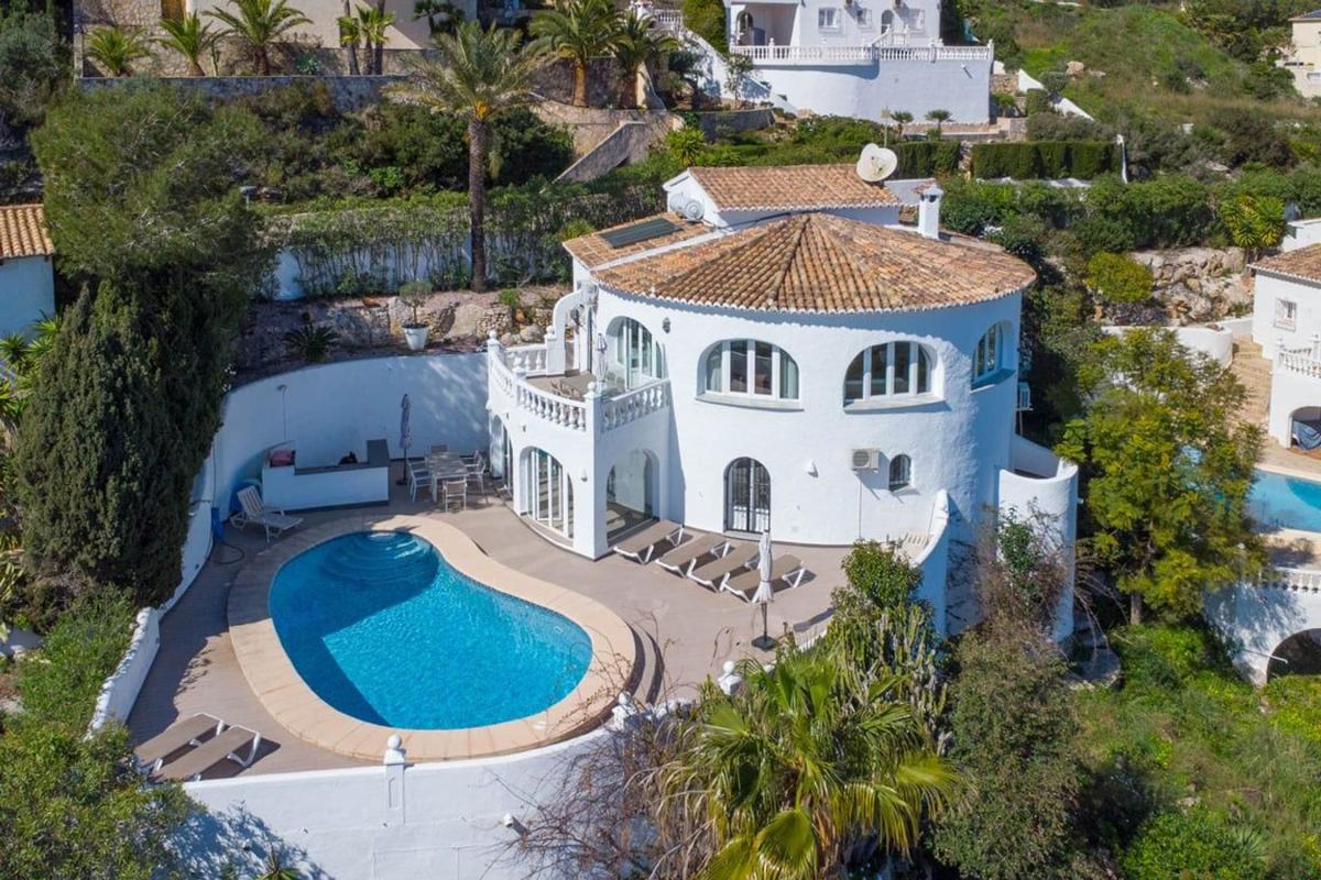 Nieruchomości na sprzedaż i do wynajęcia w Hiszpanii photo 2