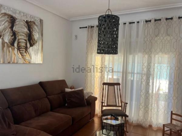 Chalet adosado en Calle del Marge, Bonalba-Cotoveta, Mutxamel thumbnail 2