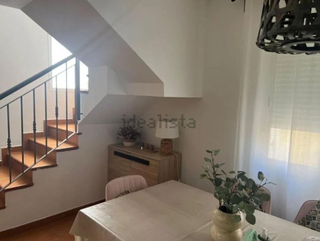 Sprzedaż szeregowego domku w  Chalet adosado en Calle del Marge, Bonalba-Cotoveta, Mutxamel , Mutxamel photo 5