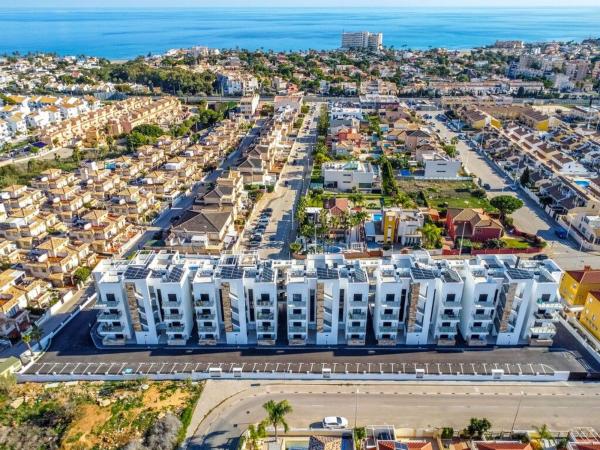 Ático en venta en Ático en La Zenia, Orihuela, Orihuela thumbnail 1