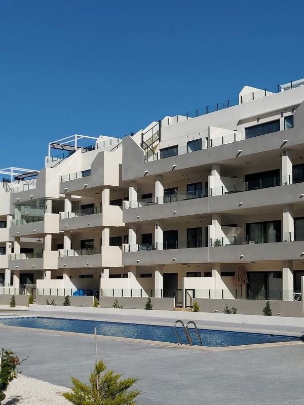 Продажа квартиры на Piso en Villamartín, Orihuela, Ориуэла
photo 1