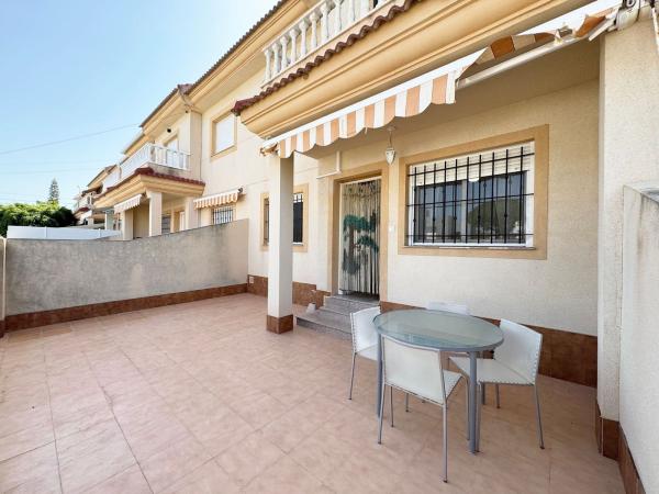 Chalet adosado en Treinta De Julio, Torre de la Horadada, Pilar de la Horadada photo 1
