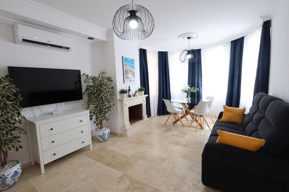 Sprzedaż niezależnego domku jednorodzinnego w  Casa o chalet en Plaza F-2 Filipinas Oeste, 11, Las Filipinas, Orihuela, Orihuela photo 5