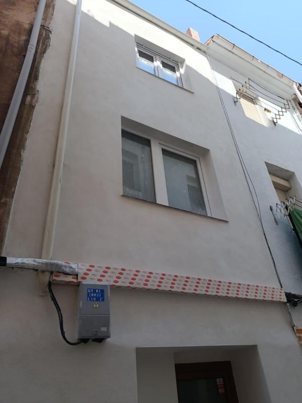 Properties for sale and rent in Spain photo 1