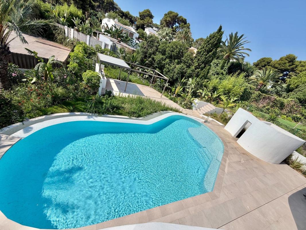 Properties for sale and rent in Spain photo 4