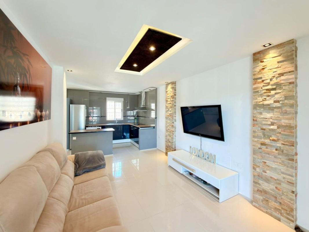 Продажа квартиры на Piso en Calle Laguna de Fuentilleja, Zona Lago - Los Almendros, Orihuela, Ориуэла
photo 5