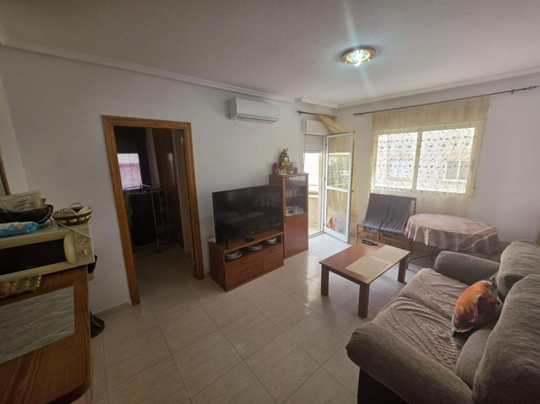 Продажа квартиры на Piso en Calle San Emigdio, El Molino, Torrevieja, Торревьеха
photo 1