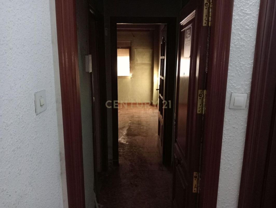 Продажа квартиры на Piso en Calle Fiscal Miguel Gutiérrez Carbonell, 11, Plà del Bon Repòs-La Goteta, Alicante / Alacant, Аликанте / Алакант
photo 5