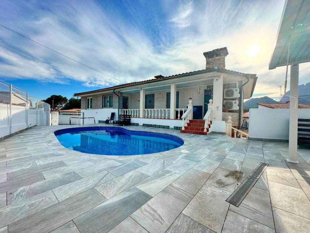 Venta de chalet independiente en Casa o chalet en Coloma, La Nucia, La Nucia
photo 1