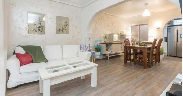 Independent chalet for sale in Casa o chalet en Monte y Mar, Gran Alacant, Gran Alacant
photo 1