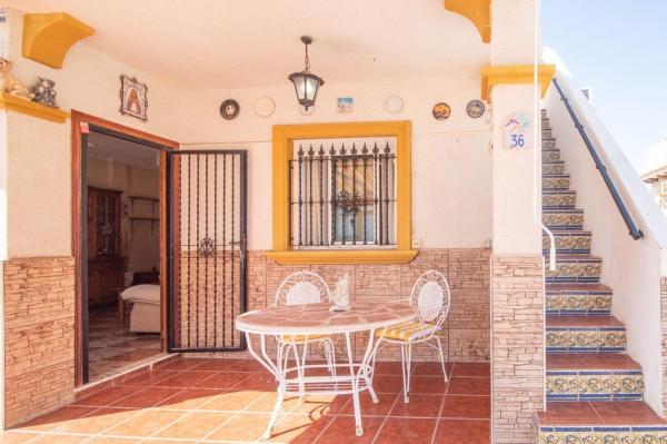 Chalet adosado en La Regia, Orihuela thumbnail 1