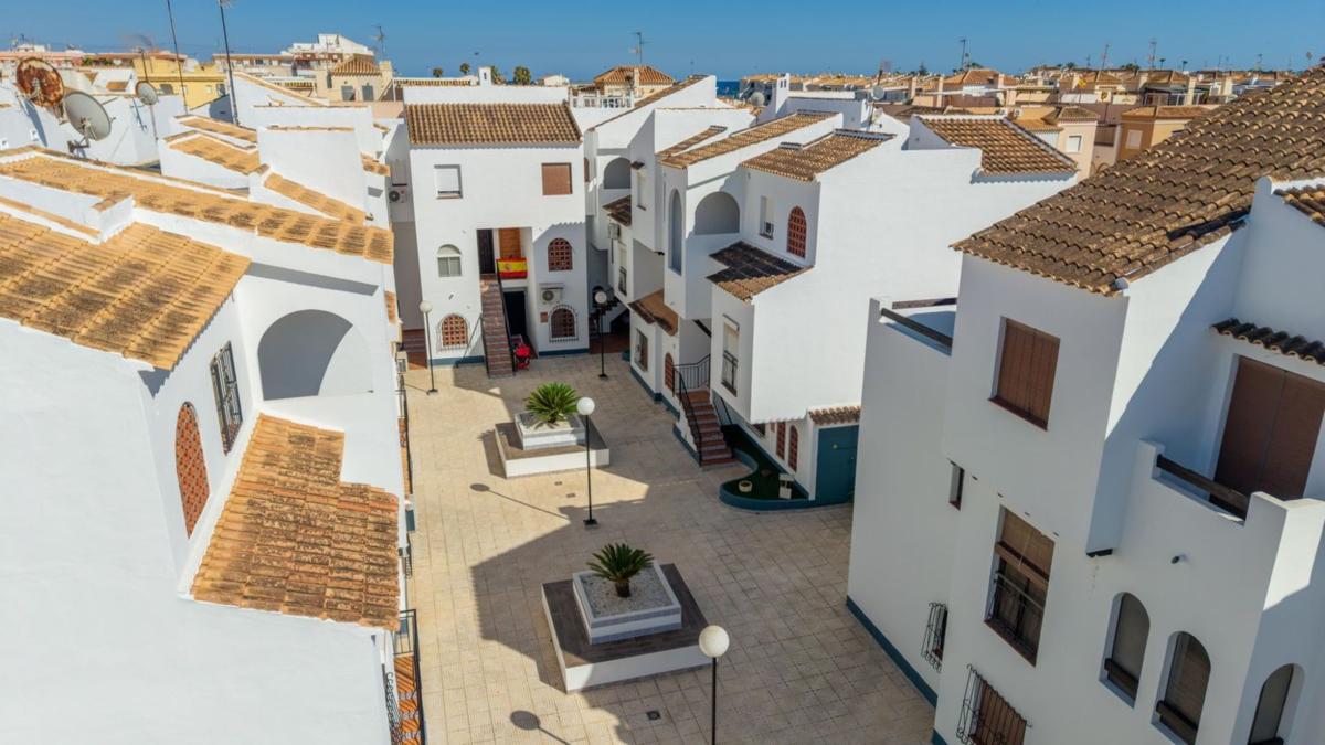 Sprzedaż mieszkania w Piso en Playa de los Náufragos, Torrevieja, Torrevieja
photo 5