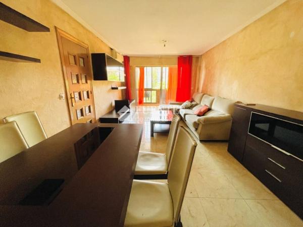 Sale of flat in Piso en Altozano, Alicante / Alacant, Alicante
thumbnail 1