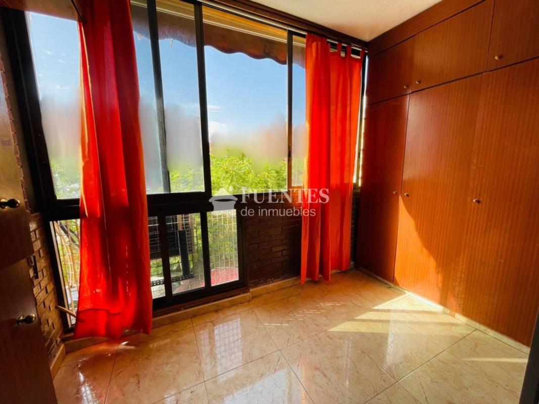 Sale of apartment in Piso en Altozano, Alicante / Alacant, Alicante
photo 4