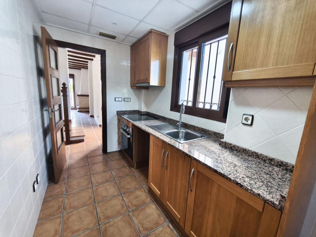 Недвижимость на продажу и в аренду в Испании photo 5