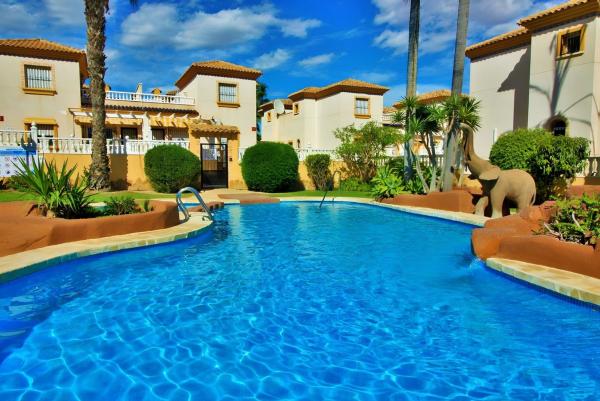 Chalet pareado en Villamartín, Orihuela photo 1