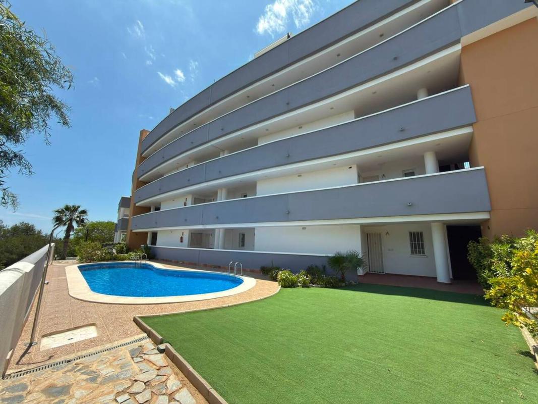 Sprzedaż mieszkania w Piso en Villamartín, Orihuela, Orihuela
photo 2