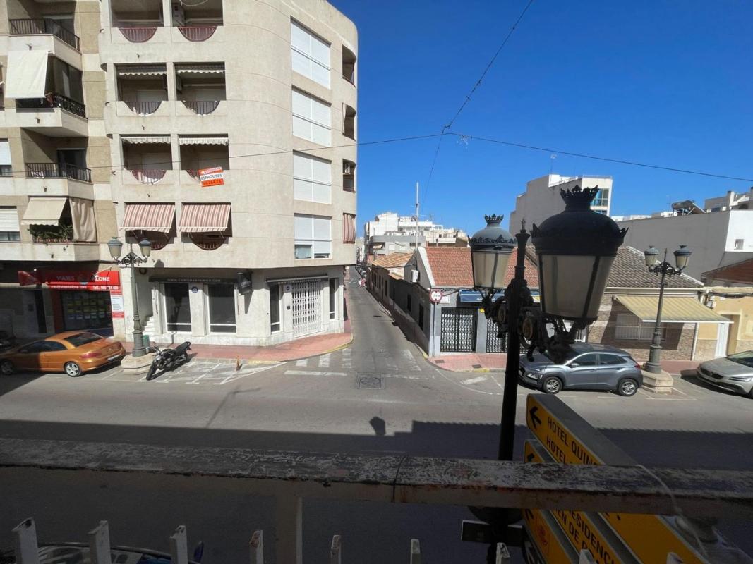 Sale of apartment in Piso en Zona Pueblo, Guardamar del Segura, Guardamar del Segura
photo 2